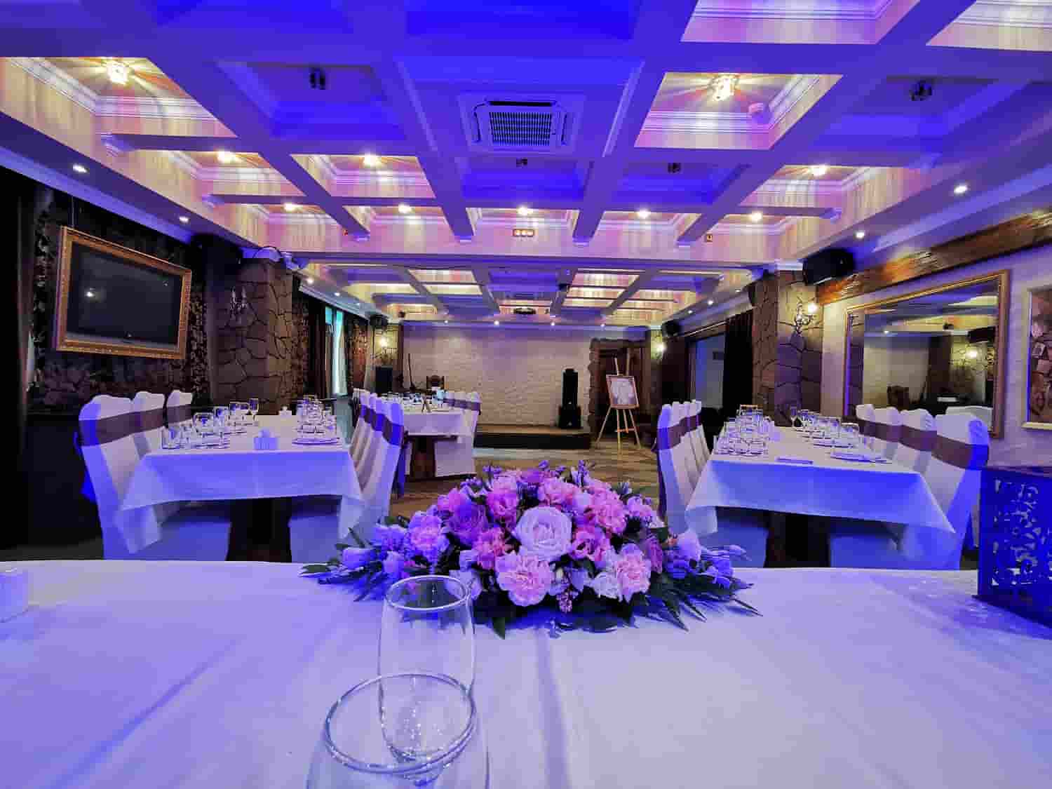 Ресторан Club Le Chateau / Ле Шато
