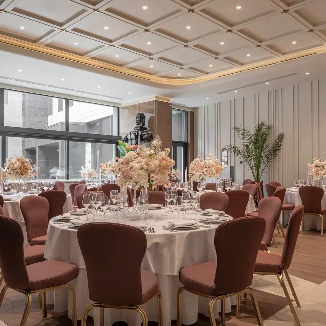 Event  пространство Hall of Senses