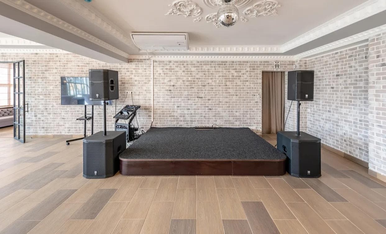 Арт пространство River- Loft / Ривер Лофт