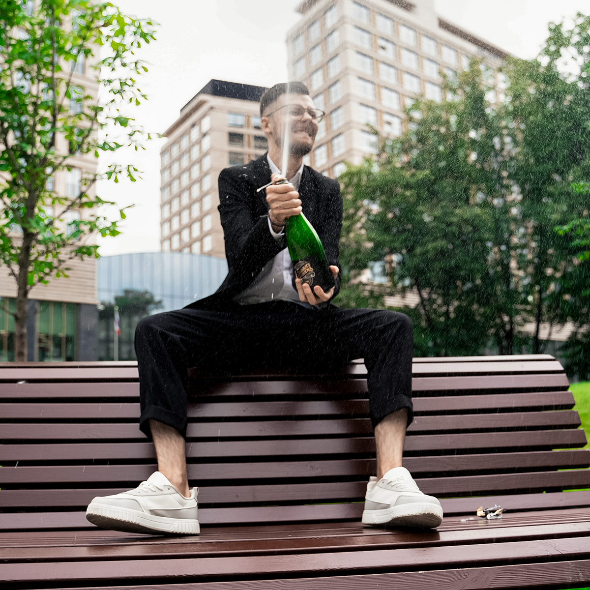 Ведущий Роман Кузьмичев