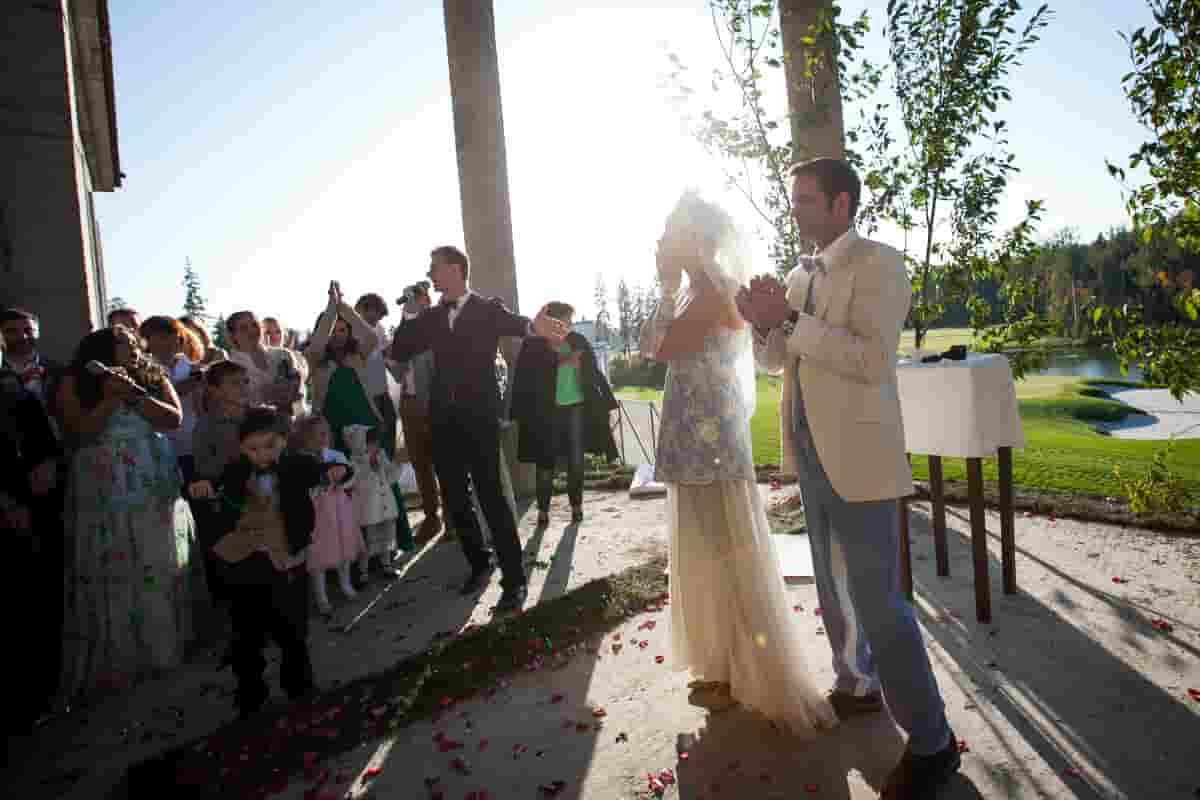 Ведущий Антон Кукушкин