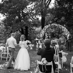 Ведущий Кирилл Андронов