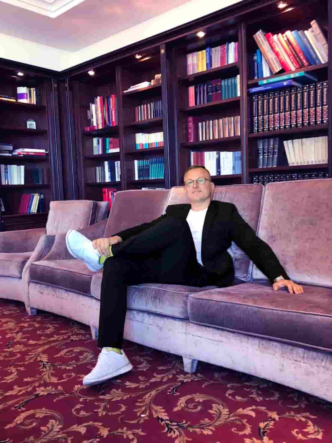 Диджей Андрей Андреев