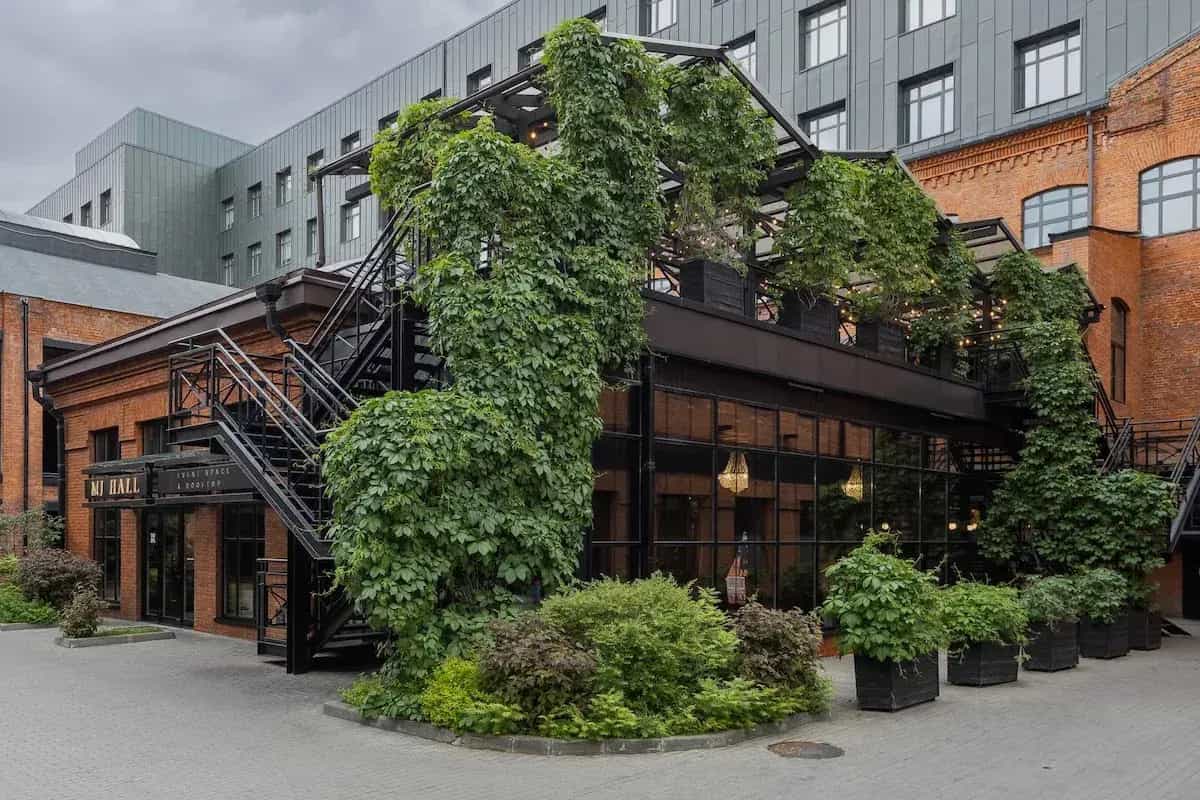 MJ HALL - особняк с открытой террасой на крыше