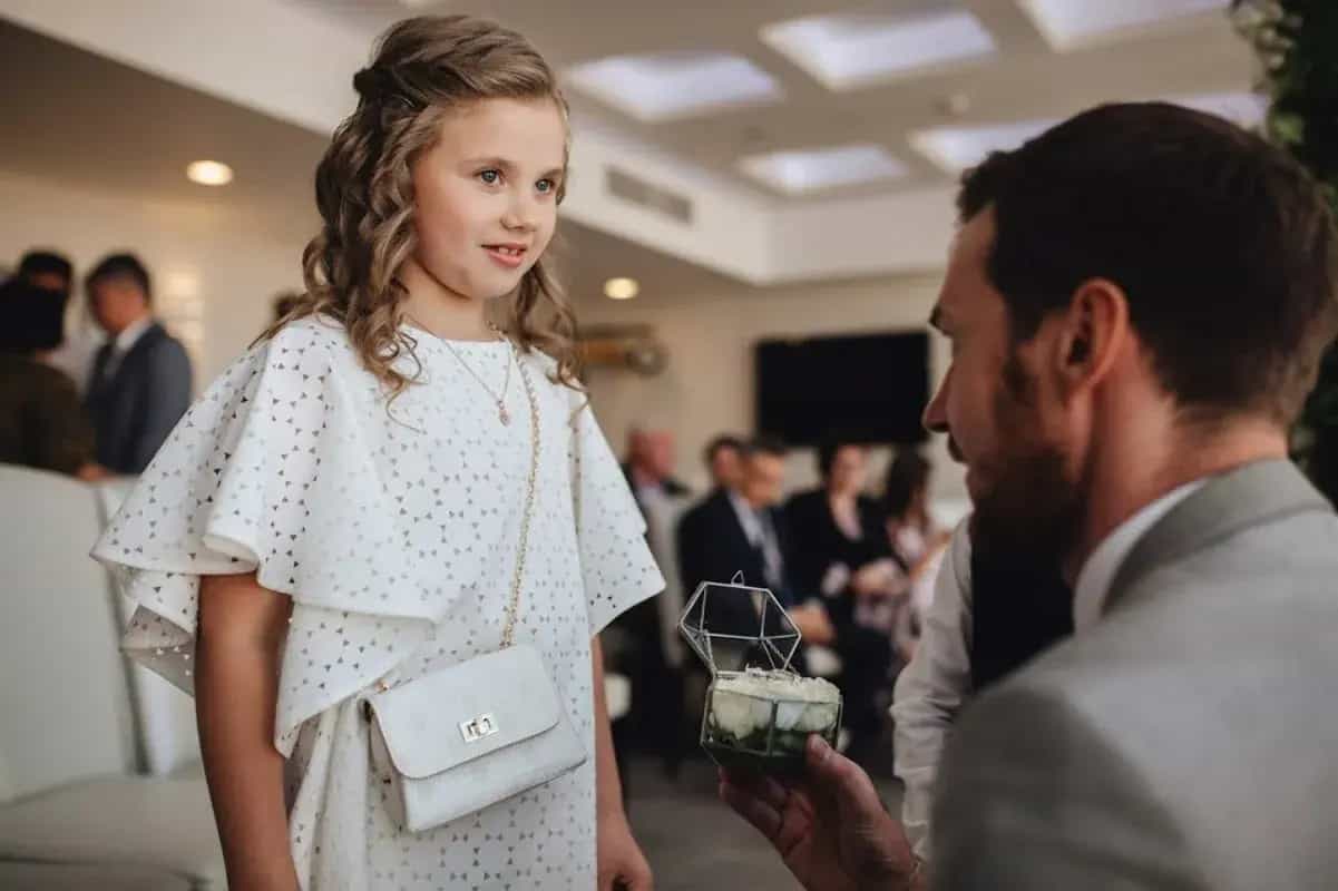 Ведущий Сергей Каушлы