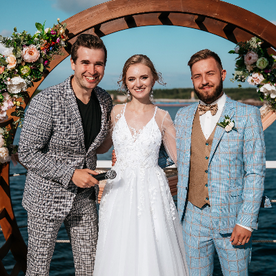 Ведущий Дмитрий Московский