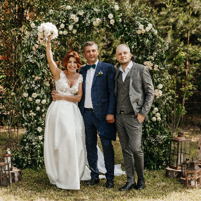 Ведущий Александр Дымов