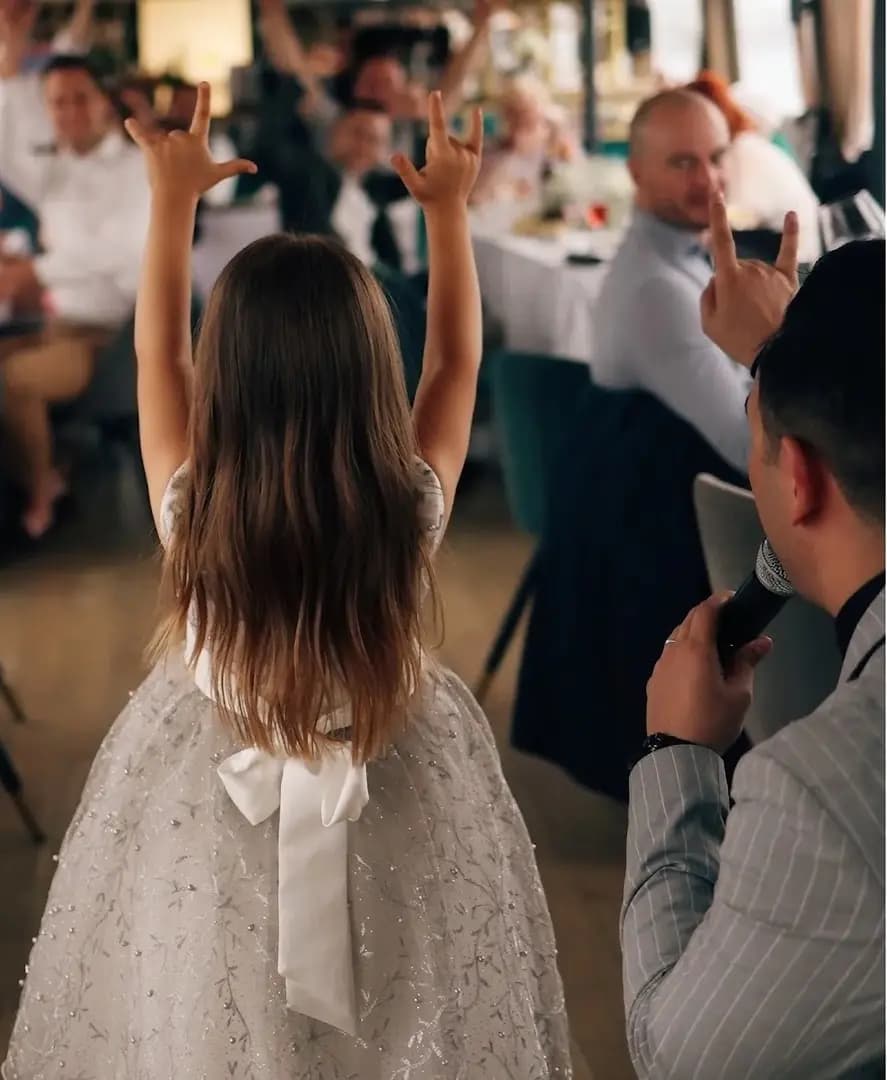 Ведущий Наиль Алиев