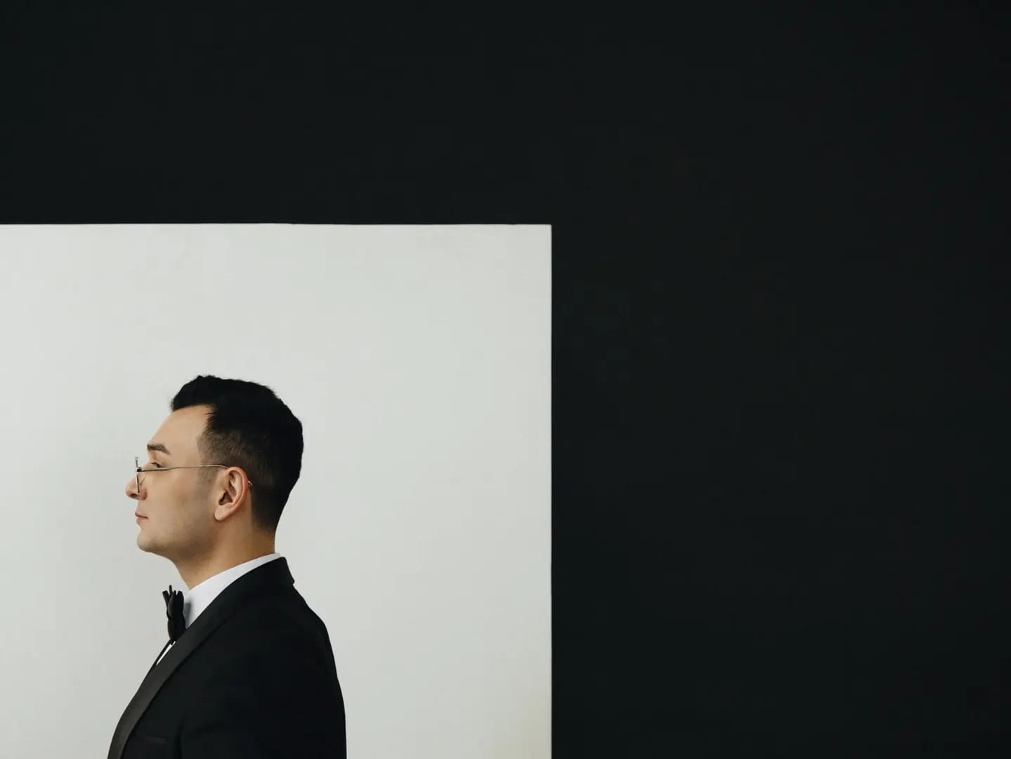 Ведущий Наиль Алиев