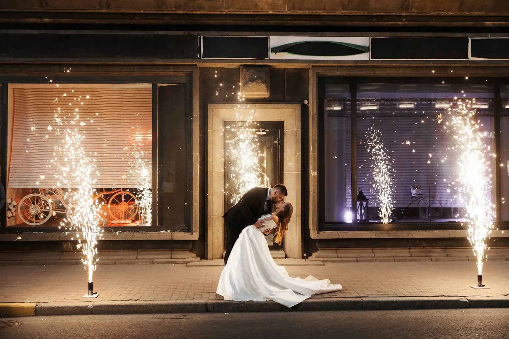 Ведущий Наиль Алиев