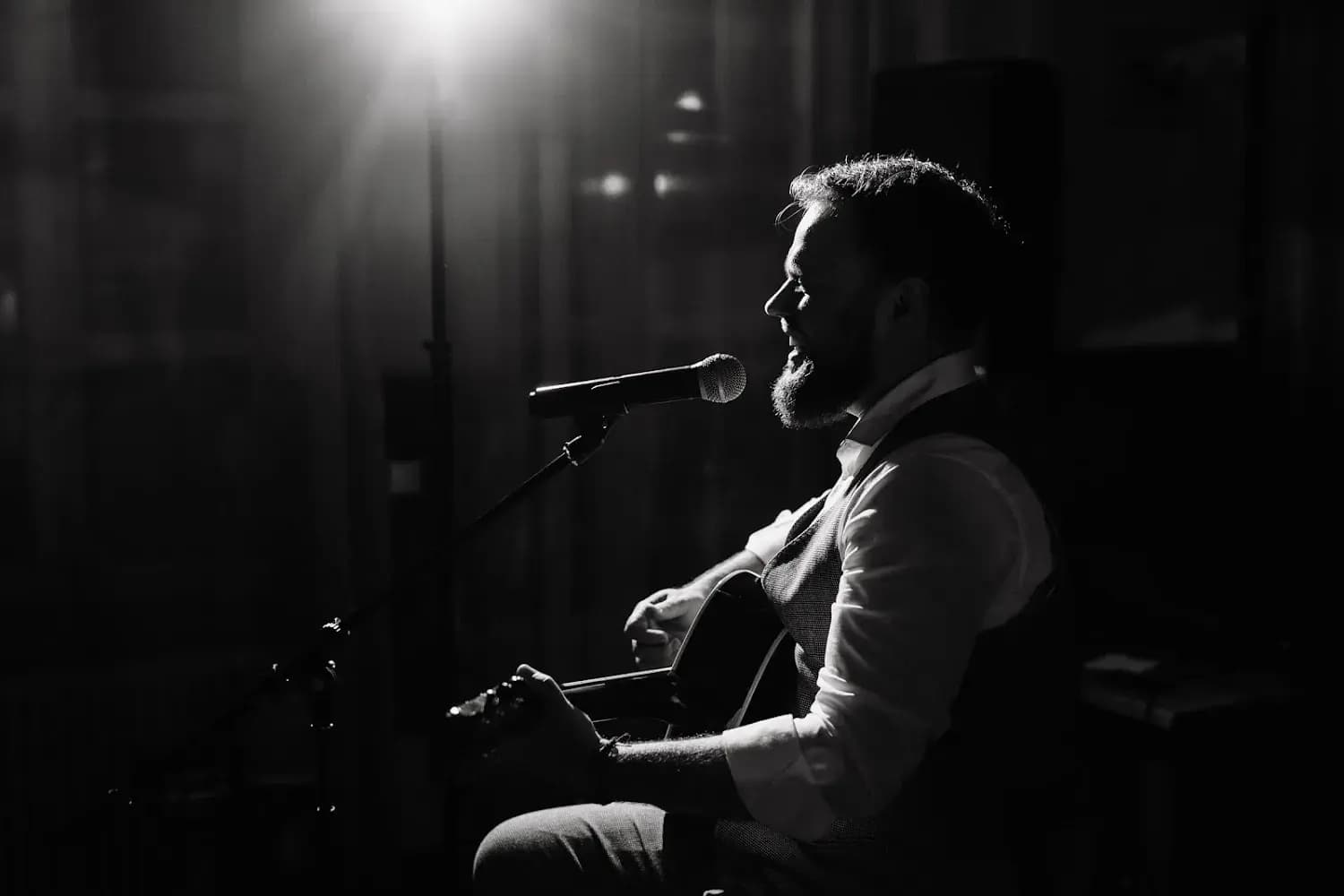 Ведущий Иван Мурыгин