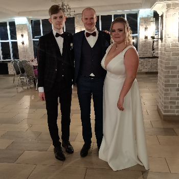 Ведущий Юрий Овсинский