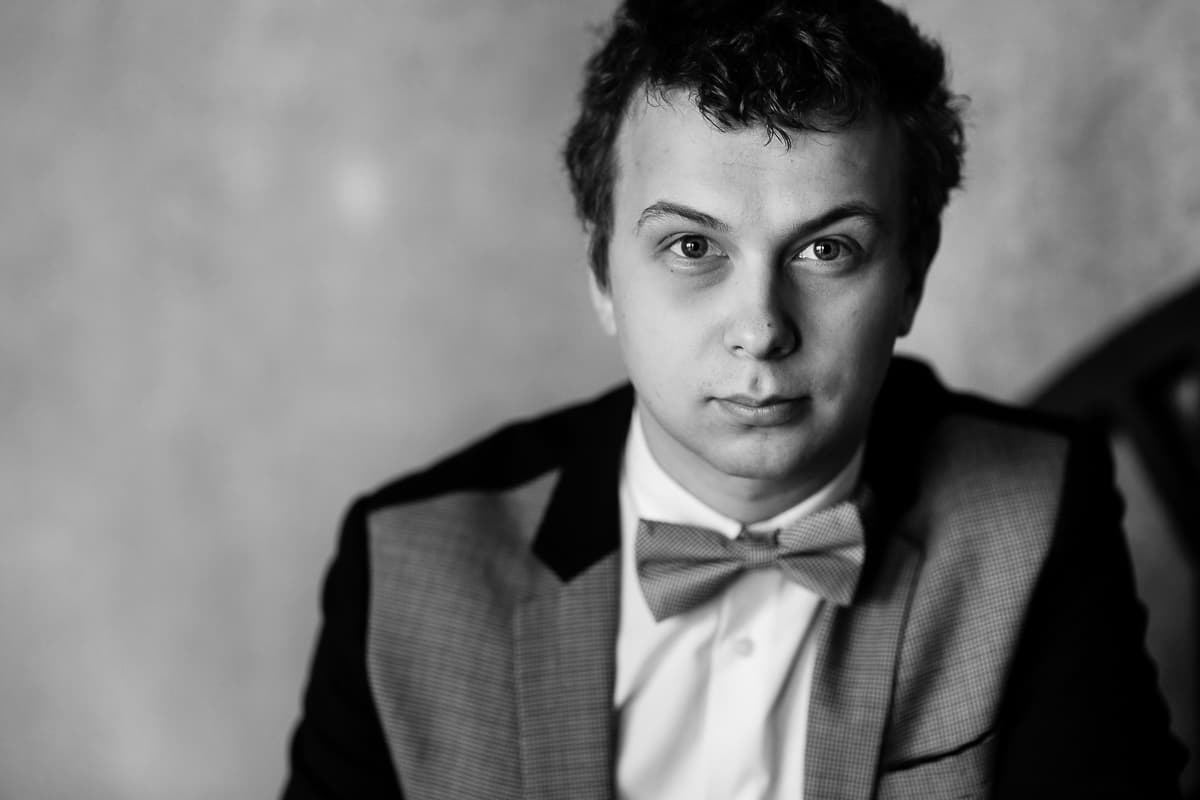 Ведущий Гоша Васильев