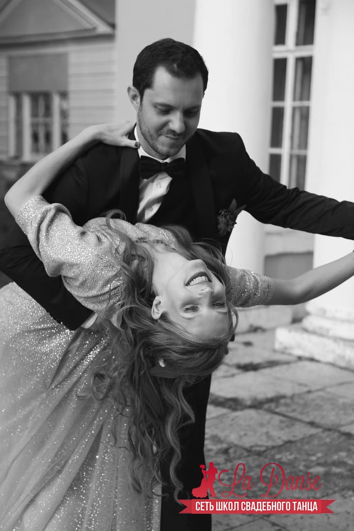 Сеть школ свадебного танца LA DANSE