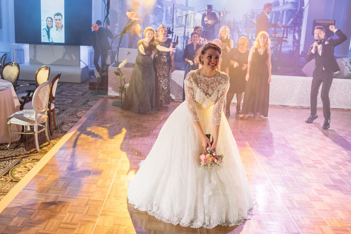 Ведущий Павел Рослик