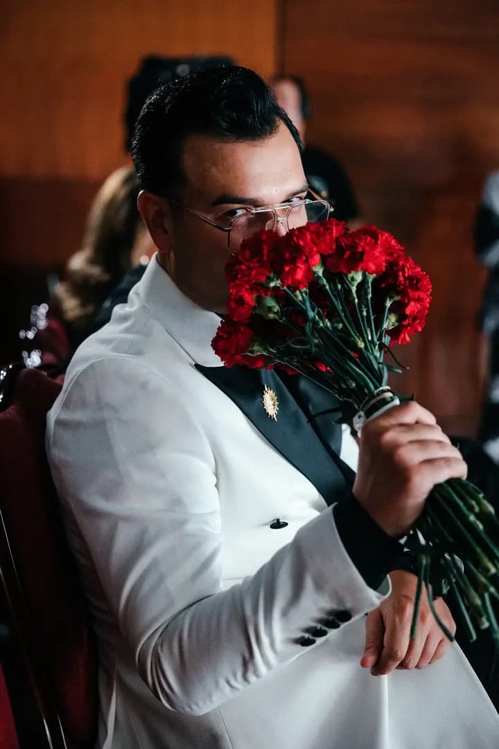 Ведущий Наиль Алиев