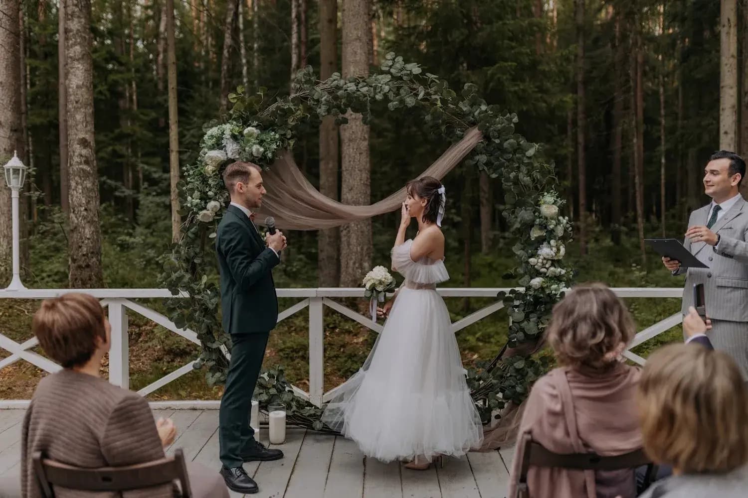 Ведущий Наиль Алиев