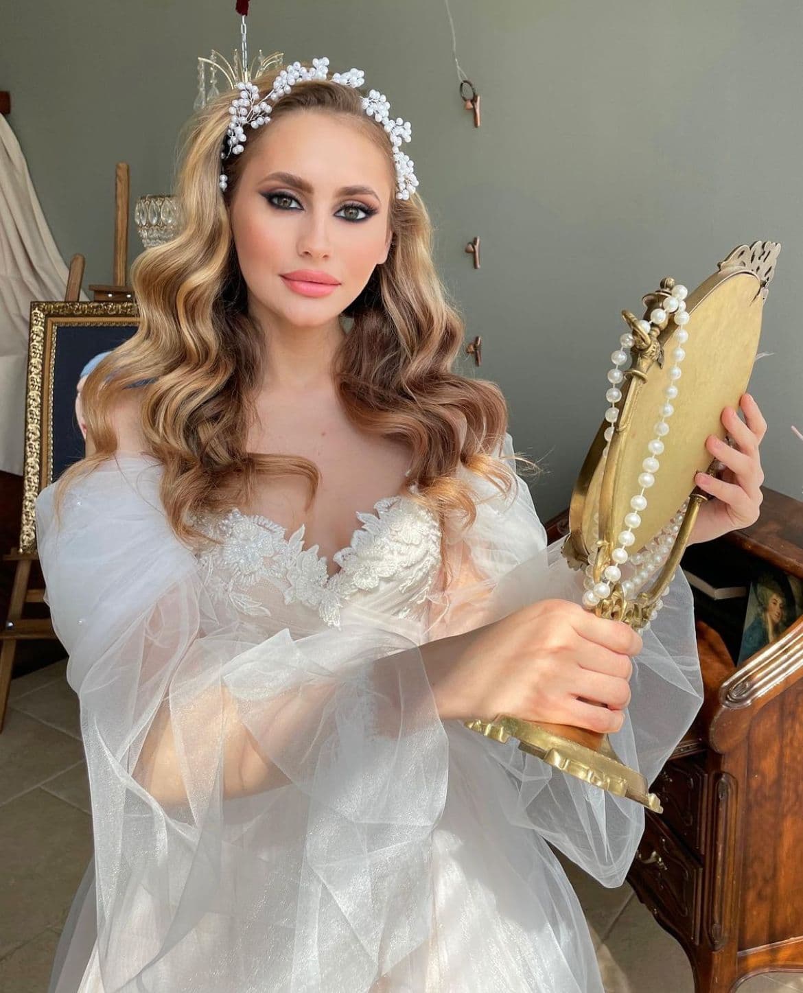 Стилист Диана Алкадарская