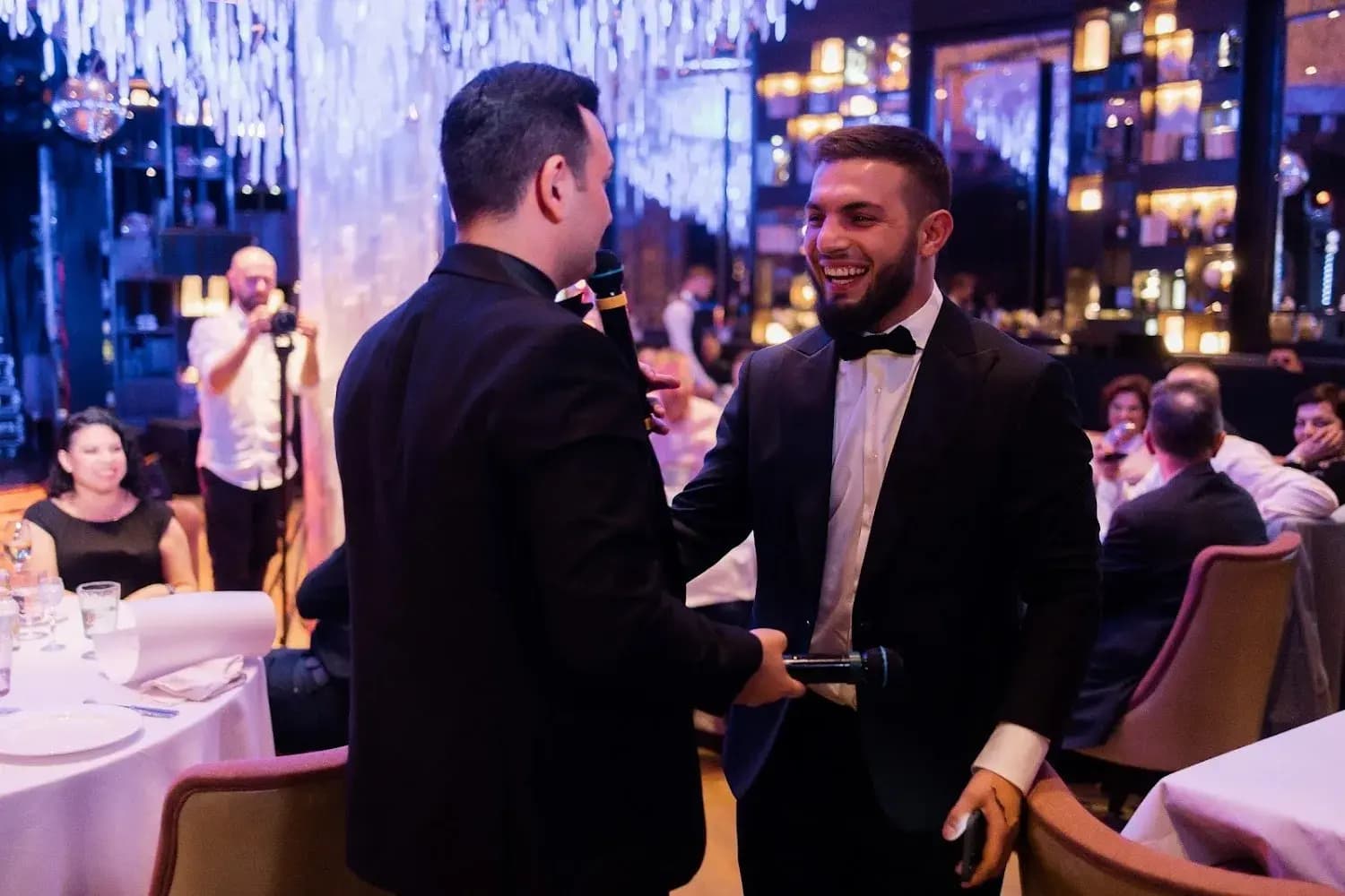 Ведущий Наиль Алиев