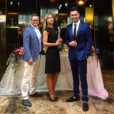 Ведущий Максим Главатских