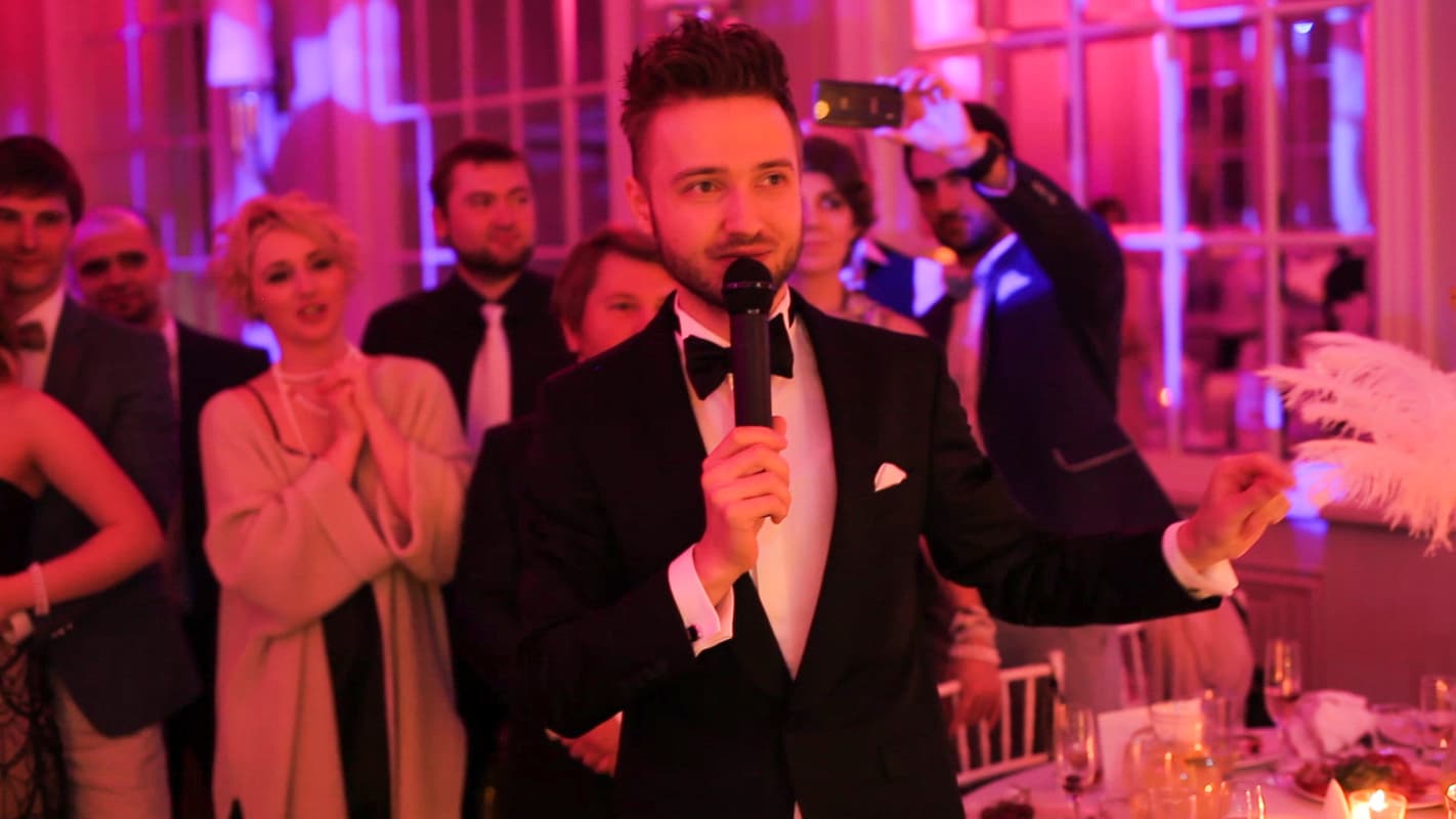 Ведущий Павел Рослик