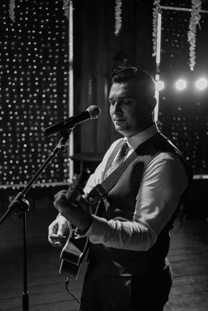 Ведущий Наиль Алиев