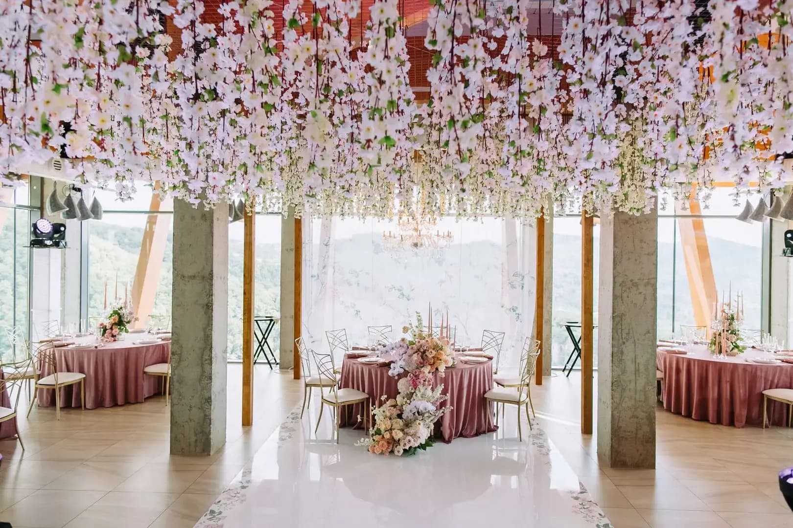 Студия флористики и декора Kristina Ageeva