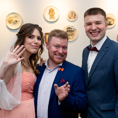 Ведущий Юрий Кудрявцев