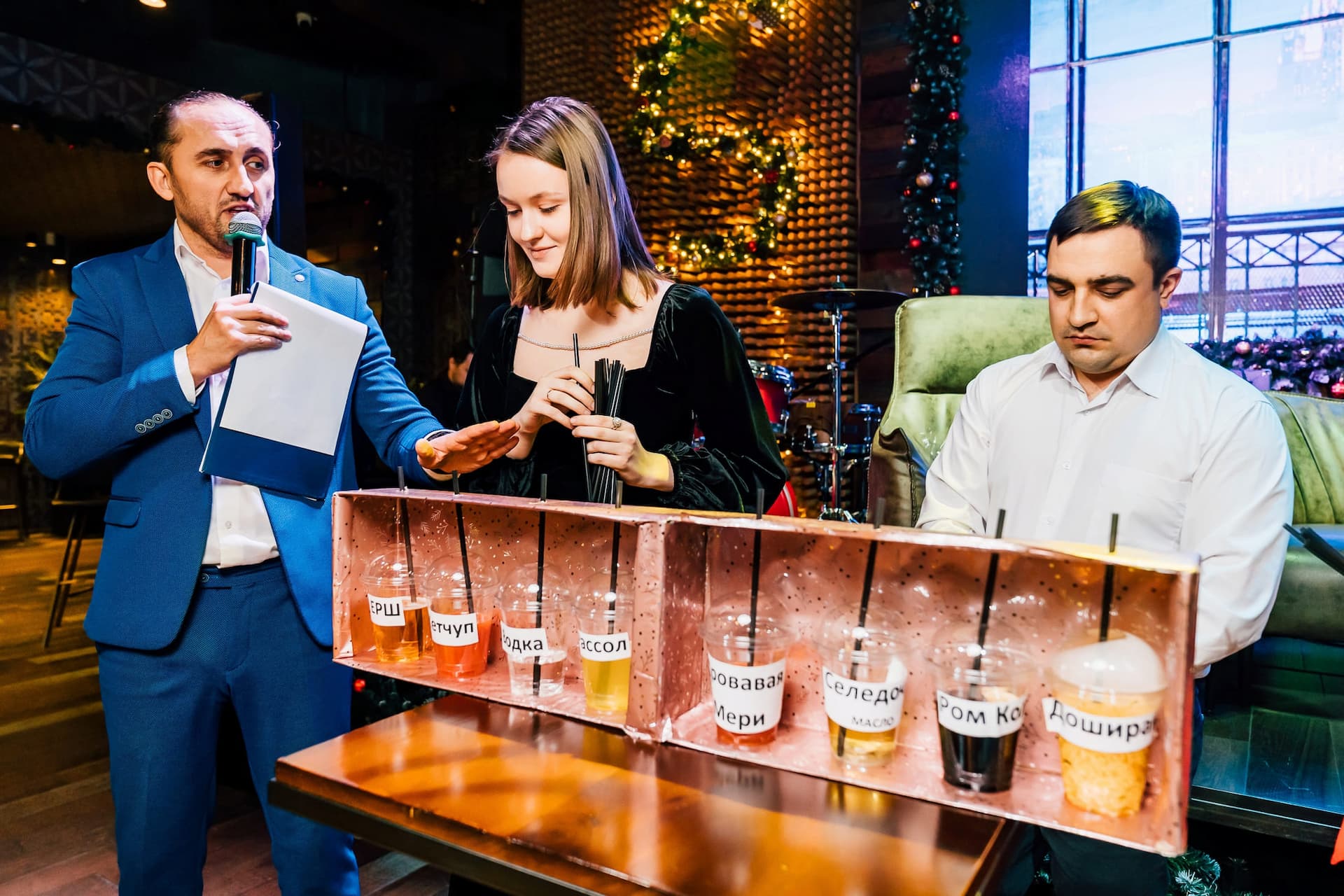 Ведущий Игорь Осипов