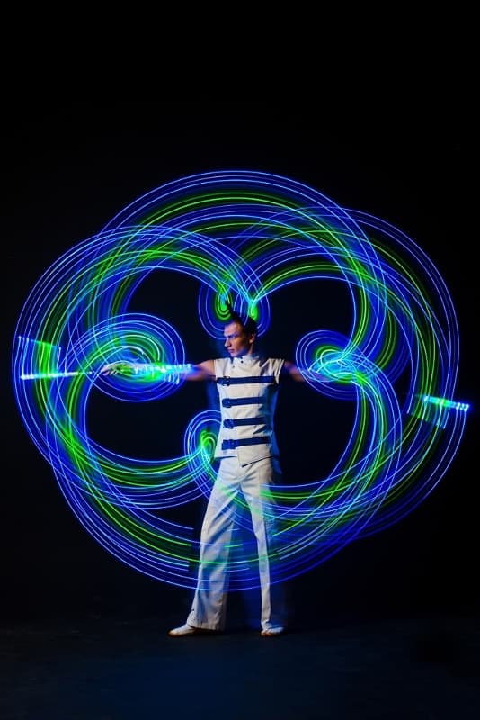 Огненно-световое-неоновое Шоу Aurum show