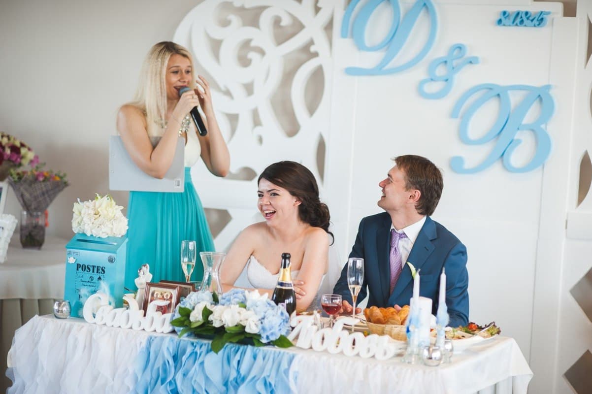 Ведущая Саша Пушкина