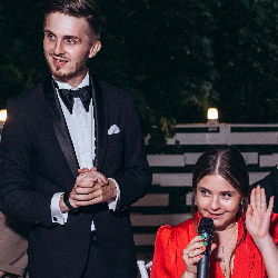 Ведущий Стас Курдаков