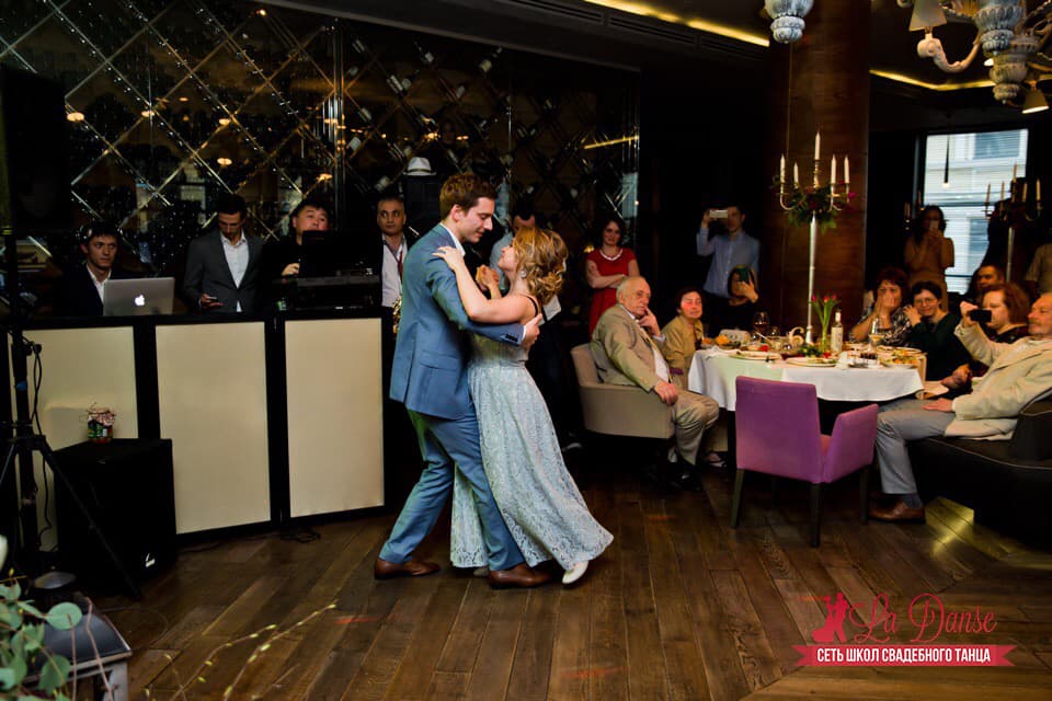 Сеть школ свадебного танца LA DANSE