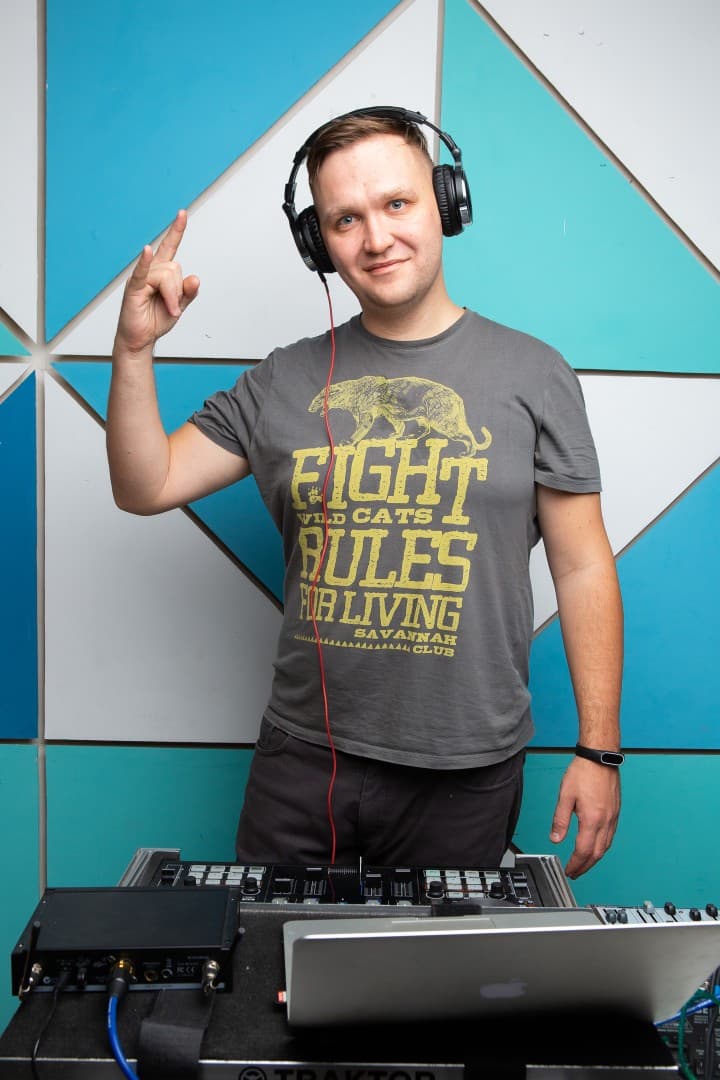 ДиджейАлександр Рутьков