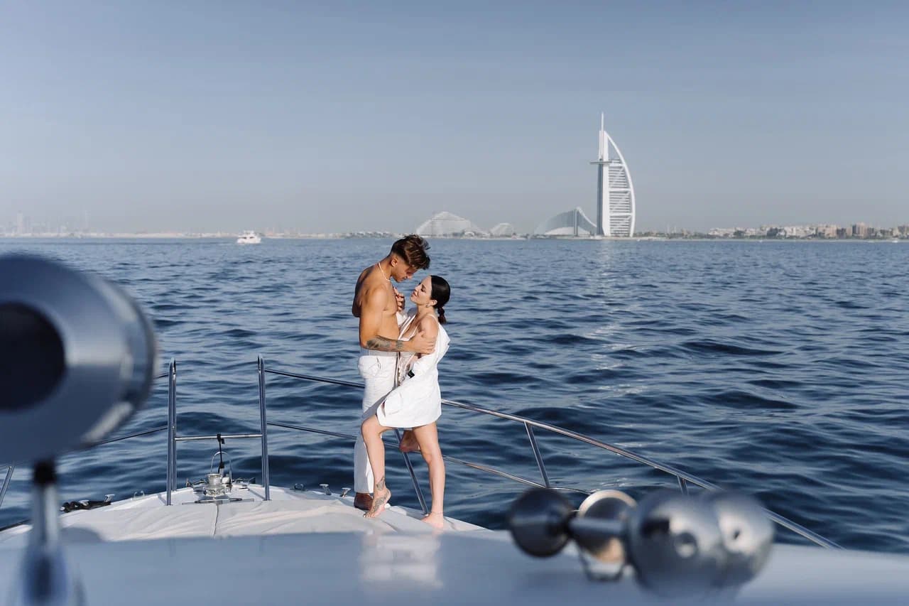 Ведущий Александр Дымов