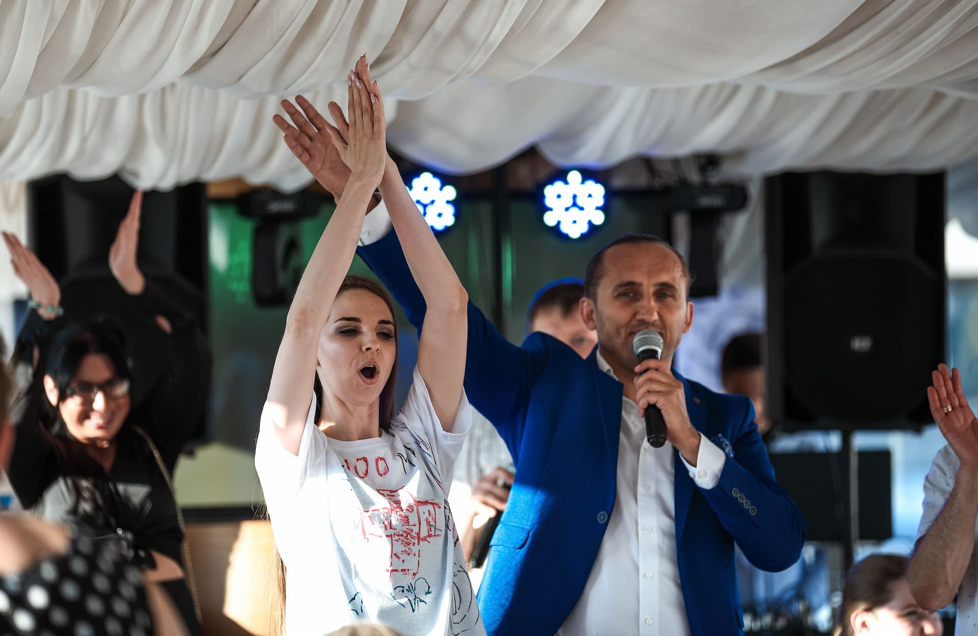 Ведущий Игорь Осипов