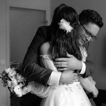 Ведущая Вера Стоич