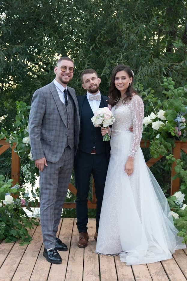 Ведущий Павел Ерофеев