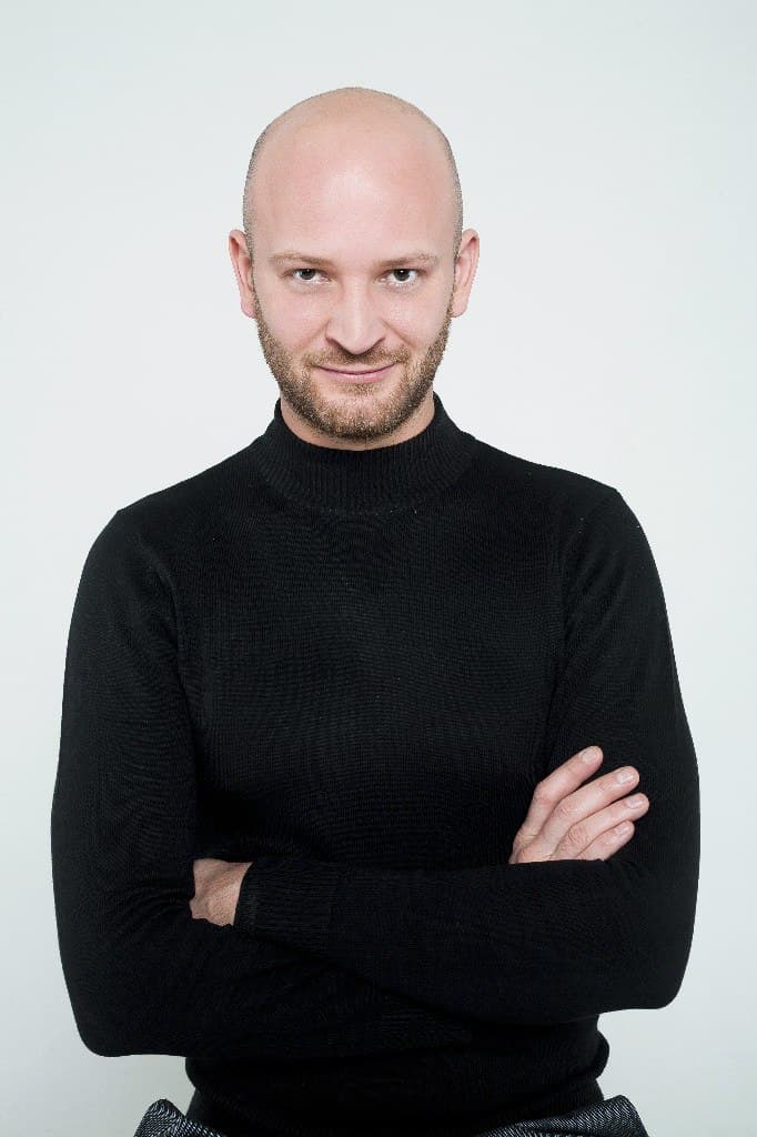 Ведущий Дмитрий Мантлер