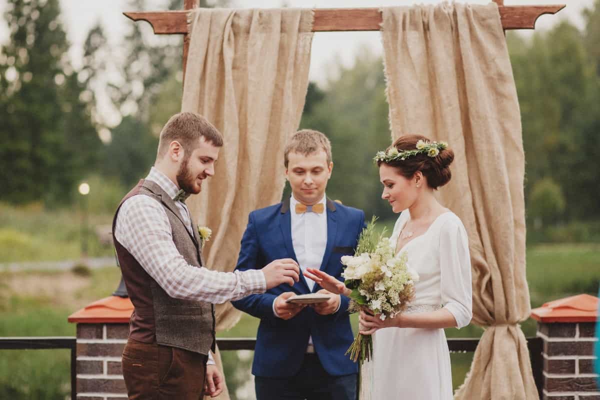 Ведущий Гоша Васильев