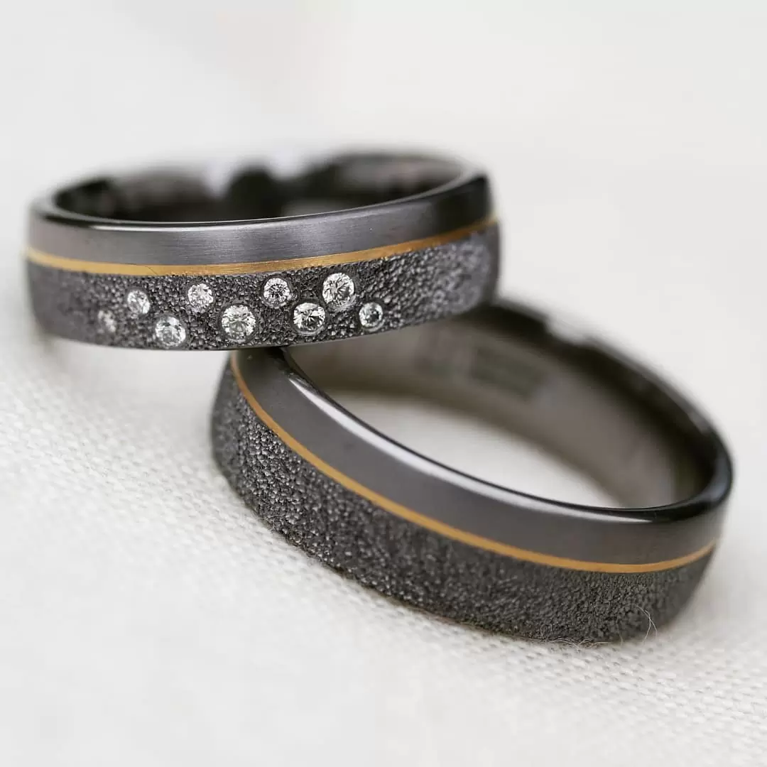 Картинка. Модные обручальные кольца: главные свадебные тренды 2022 года_06.jpg