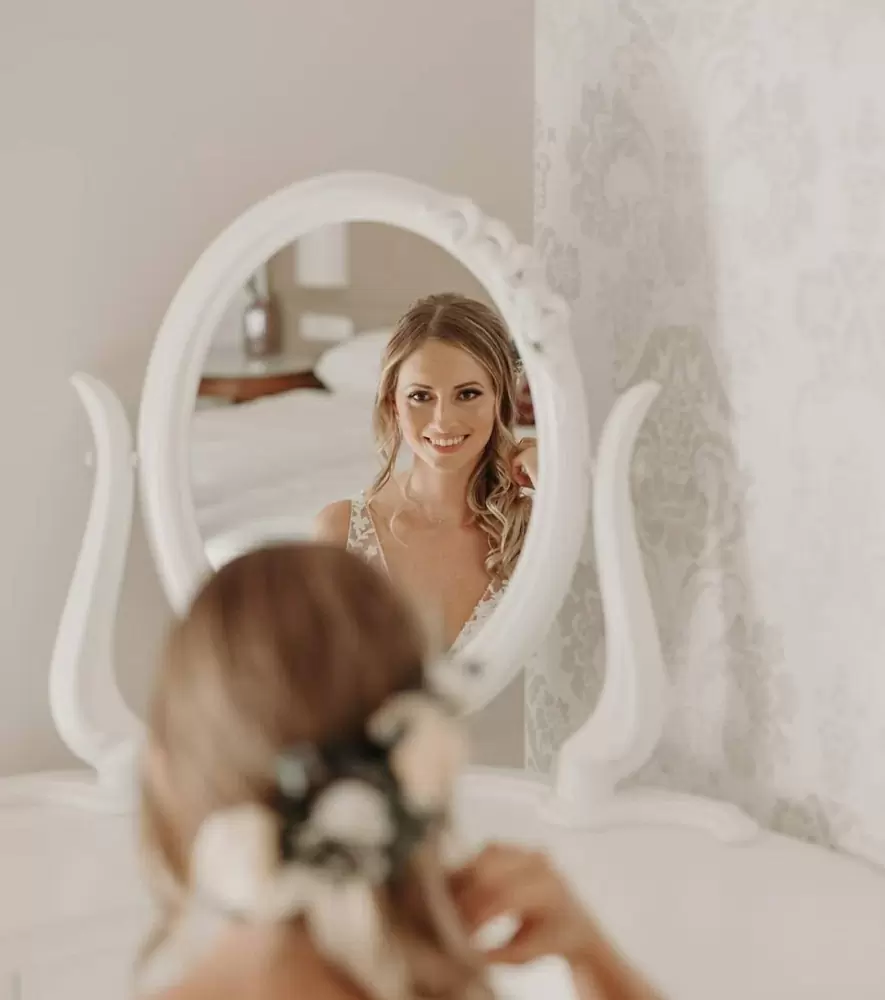 5 заповедей идеального свадебного макияжа и косметичка невесты: практические советы визажиста.