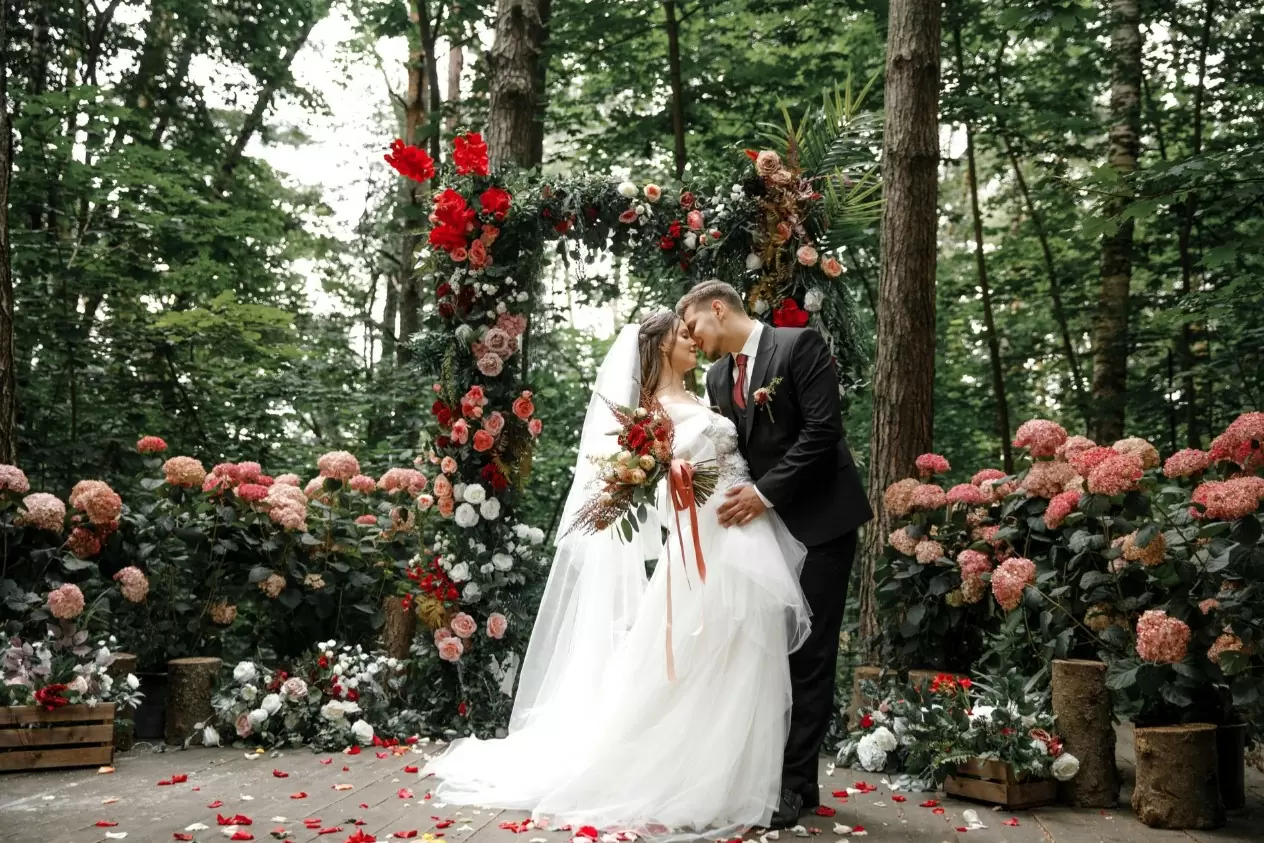 Фото свадьбы в усадьбе Лесной берег