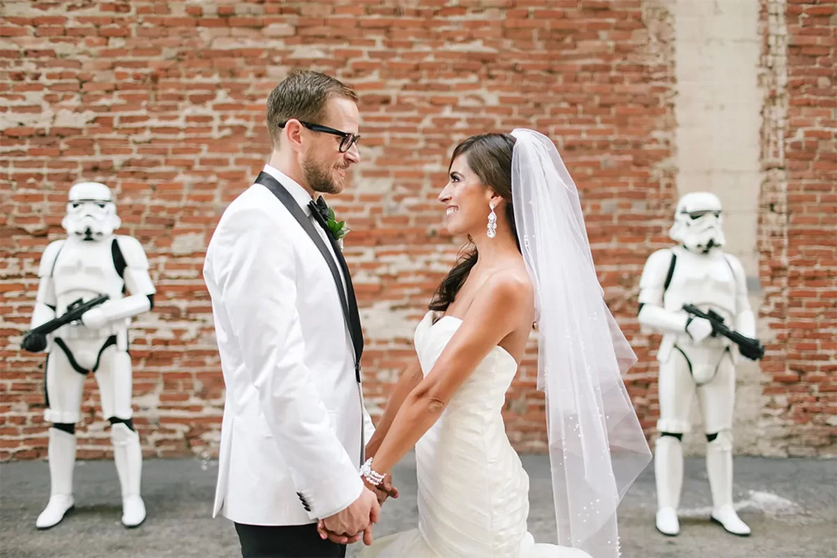 glamour_com_Jennifer-and-Joshua's-Star-Wars-wedding.png