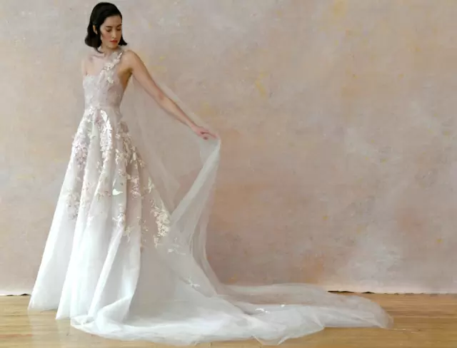 Открытки от Инес: Коллекция свадебных платьев Ines Di Santo Spring 2023