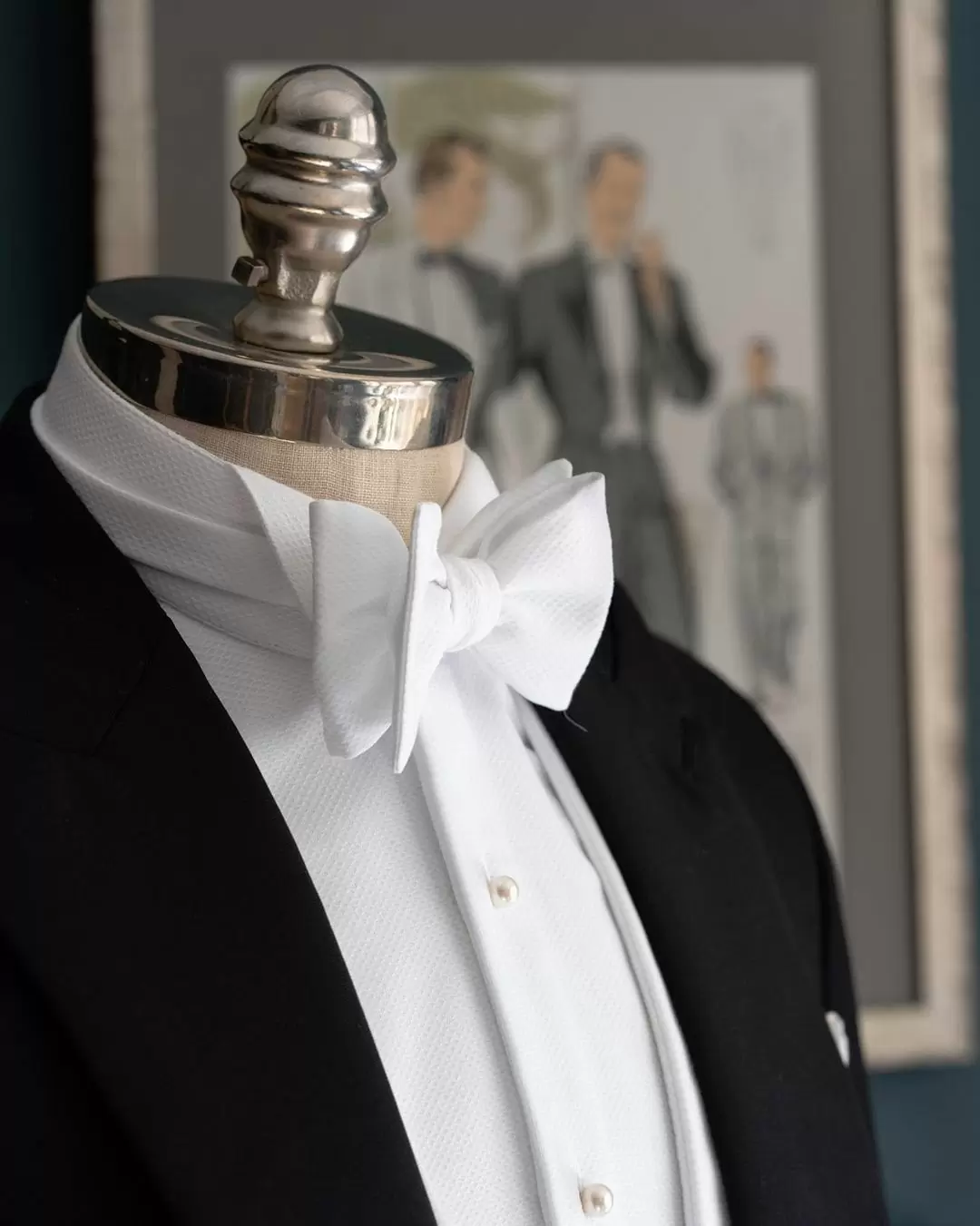 Черный фрак и белая блузка пример свадебный дресс-кода white tie
